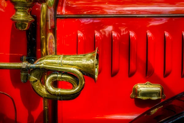 Рог Стороне Классической Французской Машины 1912 Года — стоковое фото
