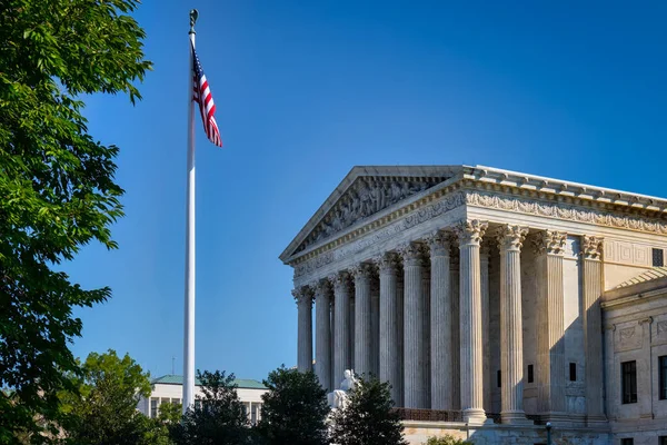 Día Verano Frente Edificio Corte Suprema Estados Unidos Washington —  Fotos de Stock