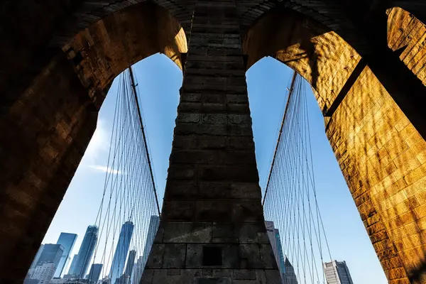 Mirando Hacia Atrás Horizonte Nueva York Través Los Arcos Puente —  Fotos de Stock
