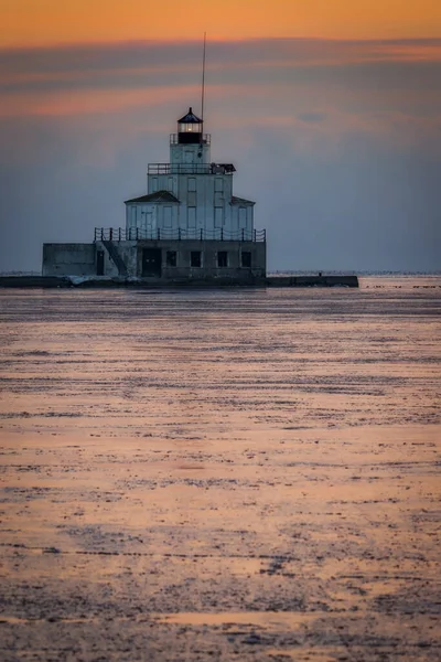 Amanecer Lago Michigan Hielo Faro Manitowoc Wisconsin — Foto de Stock