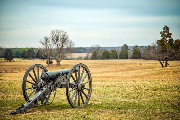 Dlouhý Tichý Kanón Občanské Války Přehlíží Bitevní Pole Virginii — Stock fotografie