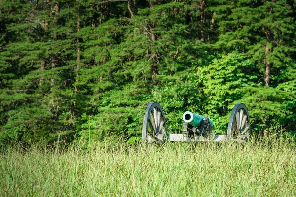 Eine Von Vielen Bürgerkriegskanonen Die Auf Den Schlachtfeldern Virginia Gefunden — Stockfoto