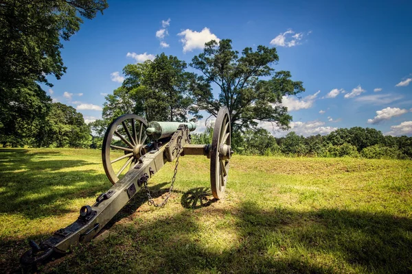 Lone Cannon Sitting Edge Forest Civil War Battlefield — Stock Photo, Image