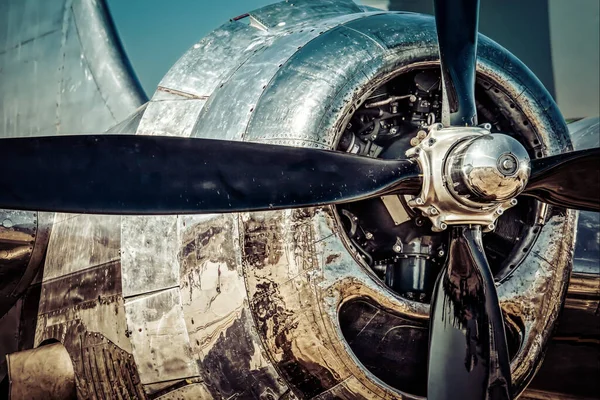 Kinci Dünya Savaşı Ndan Kalma Bir Bombacının Pervanesinin Görüntüsü — Stok fotoğraf