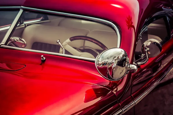 Janela Carro Americano Clássico Vermelho Dos Anos 1940 — Fotografia de Stock