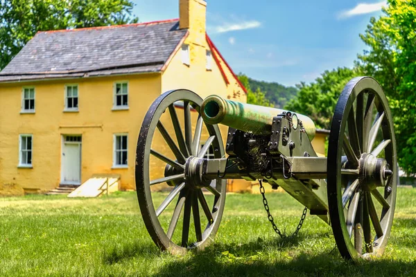 Canon Désormais Silencieux Guerre Civile 1862 Assis Dans Ville Rurale — Photo