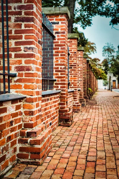 Een Oude Rode Baksteen Muur Stoep Een Noord Virginia Stad — Stockfoto