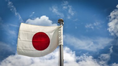 Yokosuka, Japonya 'da bir Japon bayrağı dalgalanır..