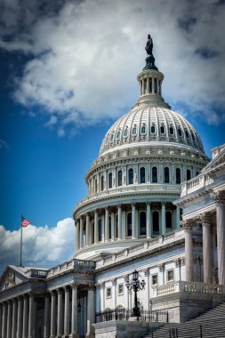 Bir yaz günü Washington 'daki Birleşik Devletler Kongre Binası.