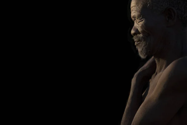 Цумкве Бушманланд Намибия Июня 2017 Года Жухоанси Сан Демонстрирует Традиционную — стоковое фото