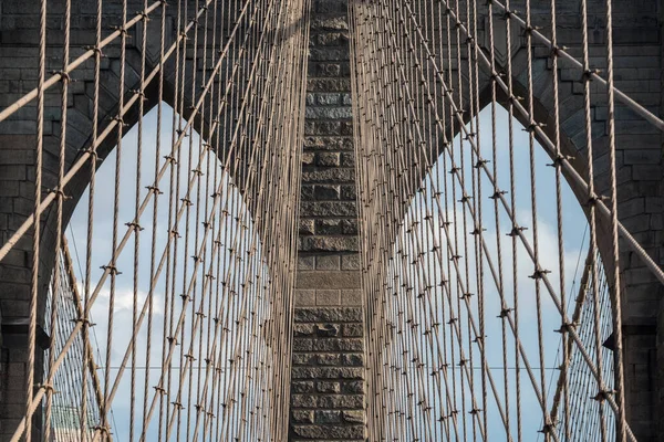 Detail Dari Jembatan Brooklyn Neo Gothic Lengkungan Dan Kabel Suspensi — Stok Foto