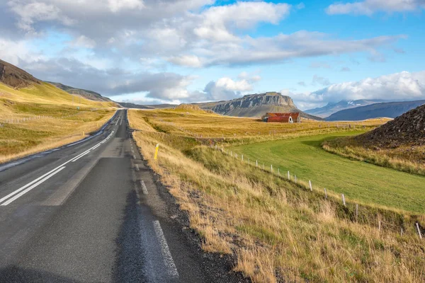 Дорога Вздовж Хвальфйордура Кит Фйорд Західній Ісландії Між Мосфеллсбаєром Акранесом — стокове фото