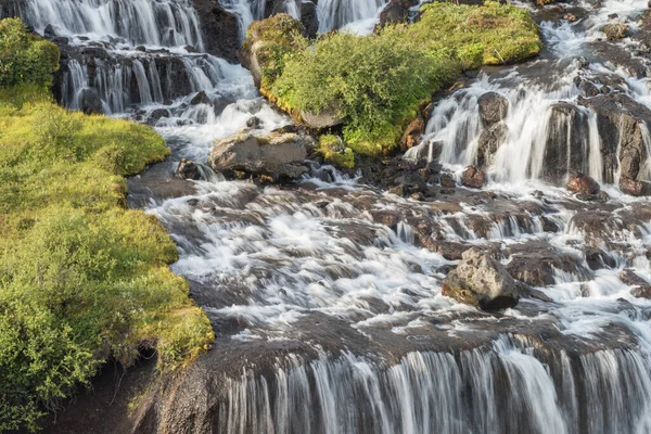 Hraunfossar Borgarfjordur Westisland Eine Reihe Von Wasserfällen Bildeten Unterirdisches Wasser — Stockfoto