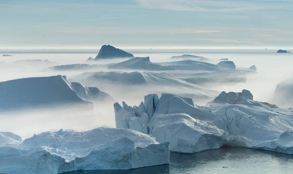 Ilulissat Grönland Yakınlarındaki Icefjord Ağzında Mahsur Kalmış Buzdağları — Stok fotoğraf