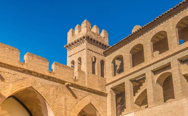 Дворец Аль Джаферия Укрепленный Исламский Дворец Сарагоса Сарагоса Столица Провинции — стоковое фото