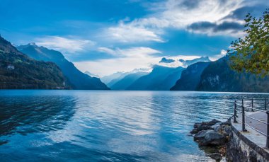 Brunnen, Canton, Schwyz, İsviçre 'den Lucerne Gölü manzarası