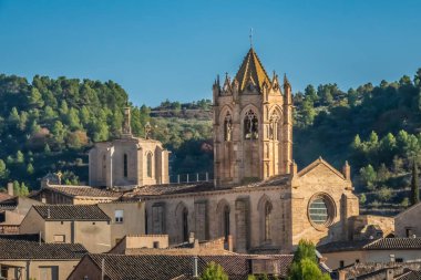 Santa Maria de Vallbona Manastırı (Vallbona de les Monges), Katalonya 'da XII' den beri manastır hayatını koruyan tek kadın manastırı. Yüz yıl. Katalonya, İspanya