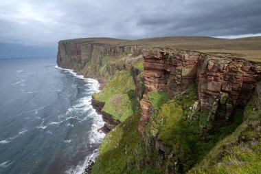 Hoy 'un Yaşlı Adamı, Hoy, Orkney Adaları, İskoç Dağları' ndaki bir deniz yığını..