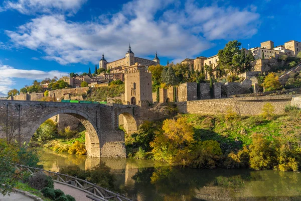 Puente Alcantara Egy Római Ívhíd Toledóban Catile Mancha Spanyolország Amely — Stock Fotó