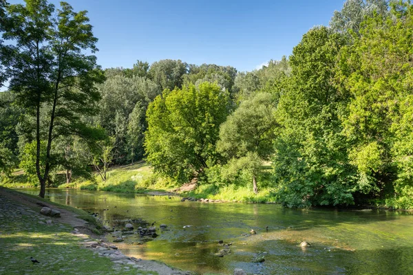 Der Bernardinengarten Ein Schöner Öffentlicher Park Der Altstadt Von Vilnius — Stockfoto