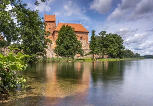 Zamek Wyspie Trakai Trakai Litwa Wyspie Jeziorze Galve Zbudowany Xiv — Zdjęcie stockowe