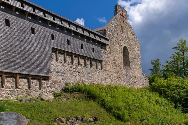 Sigulda Şatosu Lativia Daki Gauja Ulusal Parkı Ndaki Gauja Nehri — Stok fotoğraf