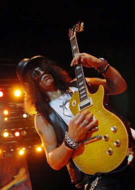 Rio de Janeiro, 6 Nisan 2011.Gitarist Slash, Brezilya 'nın Rio de Janeiro kentindeki Fundio Progresso' da solo performansını sergiledi.