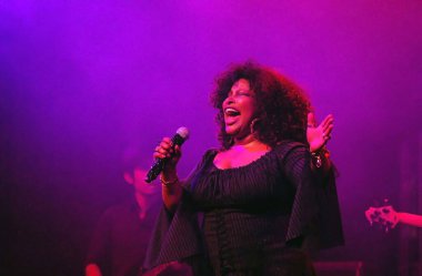 Rio de Janeiro, Brezilya, 27 Ağustos 2011.Singer Chaka Khan, Back2Black Festivali sırasında Rio de Janeiro 'daki Leopoldina İstasyonu' nda
