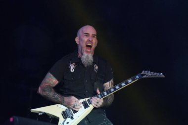 Rio de Janeiro, Brezilya, 4 Ekim 2019. Heavy metal grubu Anthrax 'tan gitarist Scott Ian Rio de Janeiro' da verdiği konserde.