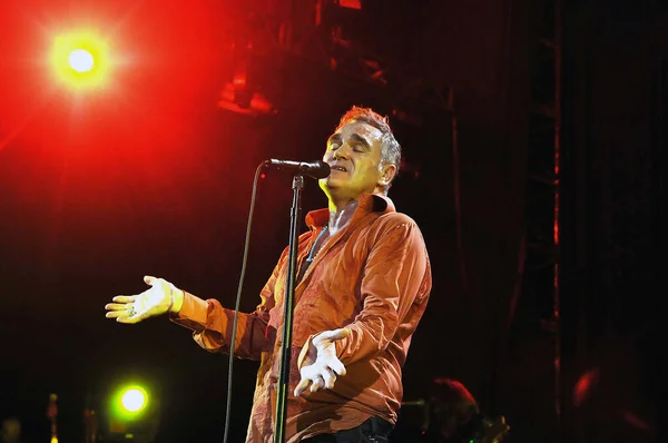 Rio de Janeiro, 3 Haziran 2006.Singer Morrissey The Smiths grubundan Rio de Janeiro, Brezilya 'daki Vivo Rio Show House' da konser verirken.