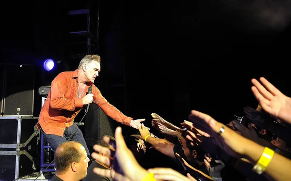 Rio de Janeiro, 3 Haziran 2006.Singer Morrissey The Smiths grubundan Rio de Janeiro, Brezilya 'daki Vivo Rio Show House' da konser verirken.