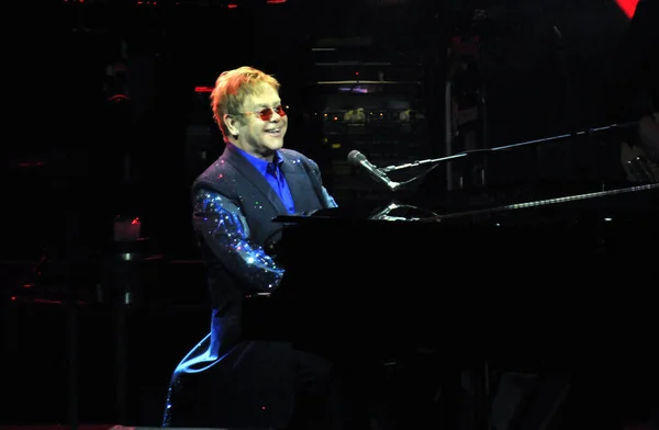 Río Janeiro Febrero 2014 Cantante Pianista Elton John Durante Espectáculo — Foto de Stock