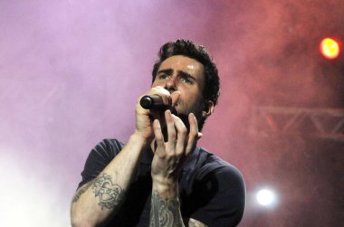 Rio de Janeiro, 16 Eylül 2017. Rio 2017, Rio de Janeiro, Brezilya 'daki Rock konserinde Maroon 5' tan şarkıcı Adam Levine