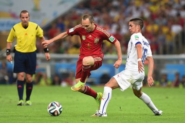 Rio de Janeiro, 18 Haziran 2014. İspanya İnisiyatifli futbolcu, Brezilya 'nın Rio de Janeiro kentindeki Maracana Stadyumu' nda oynanan 2014 Dünya Kupası karşılaşmasında İspanya ile Şili karşılaşmıştır.