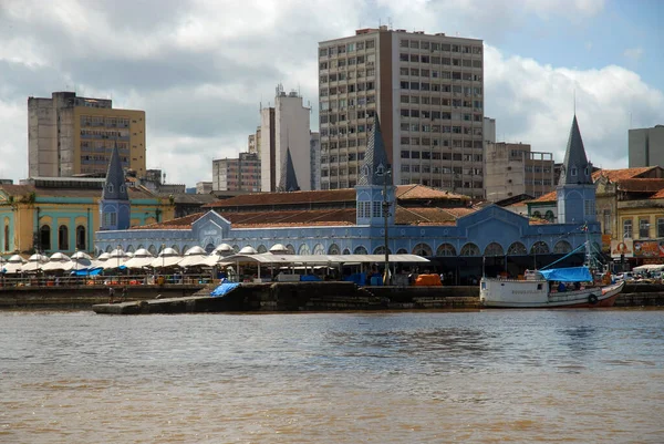 Belm, 16 Ekim 2006.Ver-o-Peso pazarı. Brezilya 'nın Para eyaletindeki Ver-o-Peso pazarı ile Belem bölgesel limanının görüntüsü.