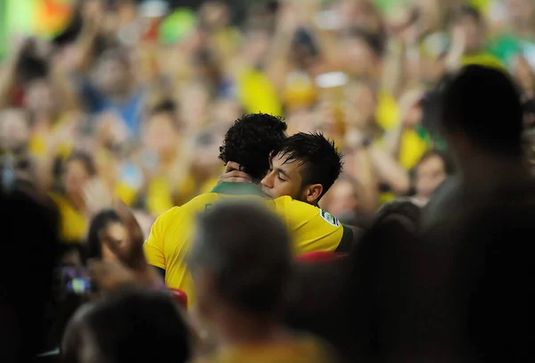 2013年7月1日 里约热内卢 巴西足球运动员内马尔在2013年联合会杯决赛巴西对西班牙的比赛中在马拉卡纳体育场打球 — 图库照片