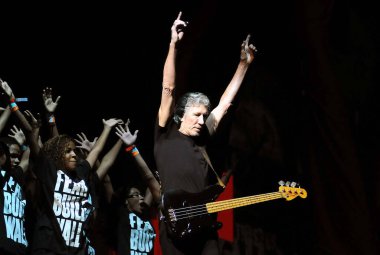 Rio de Janeiro, 23 Haziran 2006.Şarkıcı Roger Waters, Brezilya 'nın Rio de Janeiro kentindeki Engenhao Stadyumu' ndaki gösterisinde