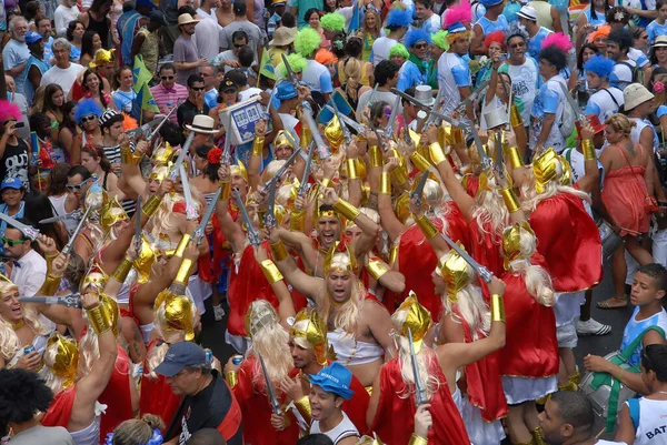 Rio Janeiro Février 2012 Les Fêtards Jouent Pendant Défilé Bloc — Photo