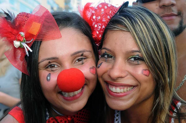 Rio Janeiro Fevereiro 2013 Reveladores Divertem Durante Desfile Bloco Bola — Fotografia de Stock