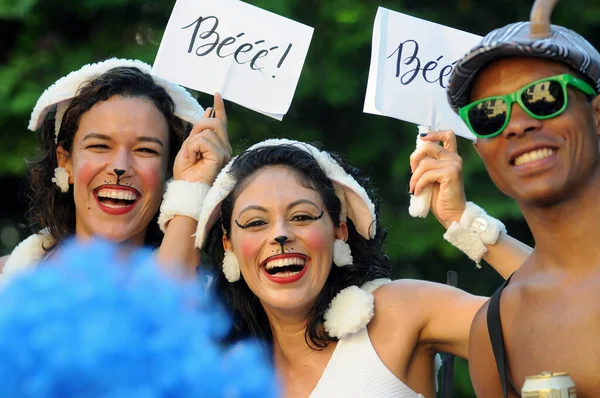 Río Janeiro Febrero 2017 Folies Parade Carnival Block Ceu Terra —  Fotos de Stock