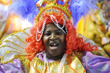 Rio de Janeiro, 3 Mart 2014. Brezilya 'nın Rio de Janeiro kentindeki Sambodromo şehrindeki dünyanın en büyük karnavalı kabul edilen Rio de Janeiro Karnavalı sırasında Samba Okulları Geçidi