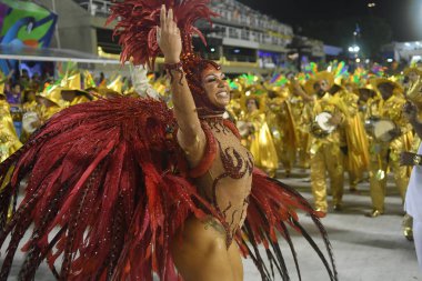 Rio de Janeiro, 9 Şubat 2018. Brezilya 'nın Rio de Janeiro kentindeki Sambodromo şehrindeki dünyanın en büyük karnavalı kabul edilen Rio de Janeiro Karnavalı sırasında Samba Okulları Geçidi.