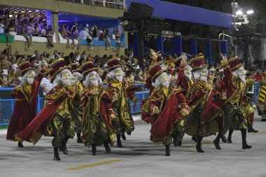 Rio de Janeiro, 9 Şubat 2018. Brezilya 'nın Rio de Janeiro kentindeki Sambodromo şehrindeki dünyanın en büyük karnavalı kabul edilen Rio de Janeiro Karnavalı sırasında Samba Okulları Geçidi.