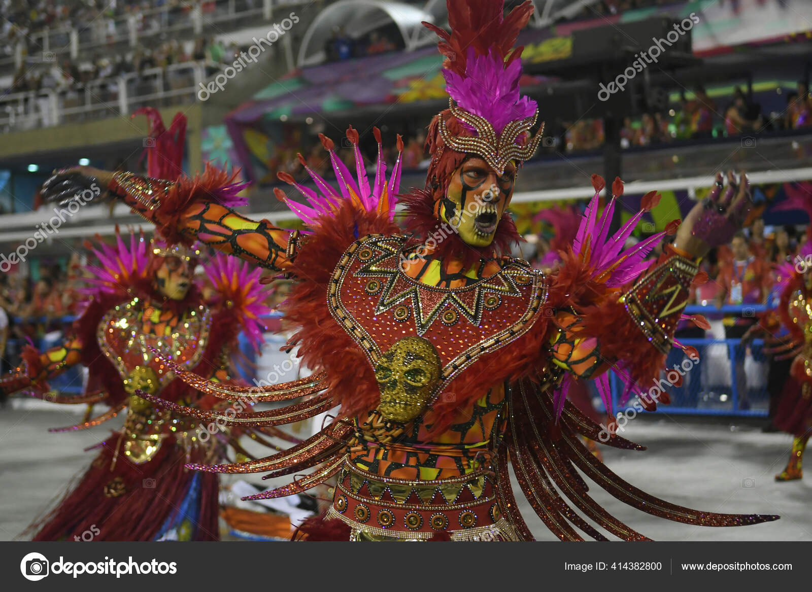 Rio Janeiro Unora2018 Samba Skoly Pruvod Behem Karnevalu Rio Janeiro Stock Redakcni Foto C A Paes 414382800