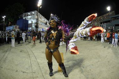 Rio de Janeiro, 9 Şubat 2018. Brezilya 'nın Rio de Janeiro kentindeki Sambodromo şehrindeki dünyanın en büyük karnavalı kabul edilen Rio de Janeiro Karnavalı sırasında Samba Okulları Geçidi.