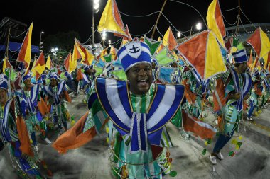 Rio de Janeiro, 9 Şubat 2018. Brezilya 'nın Rio de Janeiro kentindeki Sambodromo şehrindeki dünyanın en büyük karnavalı kabul edilen Rio de Janeiro Karnavalı sırasında Samba Okulları Geçidi.