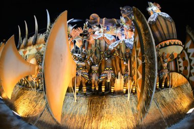 Rio de Janeiro, 9 Şubat 2018. Brezilya 'nın Rio de Janeiro kentindeki Sambodromo şehrindeki dünyanın en büyük karnavalı kabul edilen Rio de Janeiro Karnavalı sırasında Samba Okulları Geçidi.
