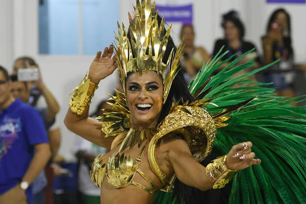 Rio Janeiro 2018 리우데자네이루 사육제 기간에 그룹의 최대의 사육제로 — 스톡 사진