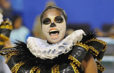 Rio de Janeiro, 6 Şubat 2016. Brezilya 'nın Rio de Janeiro kentindeki Sambodromo şehrindeki dünyanın en büyük karnavalı kabul edilen Rio de Janeiro Karnavalı sırasında Samba Okulları Geçidi.