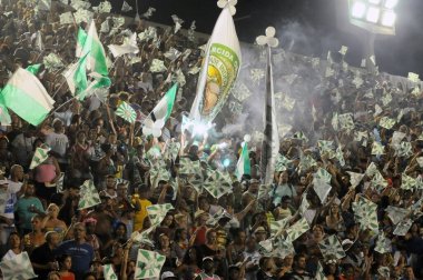 Rio de Janeiro, 3 Mart 2014. Brezilya 'nın Rio de Janeiro kentindeki Sambodromo şehrindeki dünyanın en büyük karnavalı kabul edilen Rio de Janeiro Karnavalı sırasında Samba Okulları Geçidi